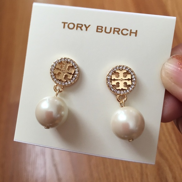 ❌sold❌ Tory burch crystal stud earrings with pearl - Picture 5 of 6